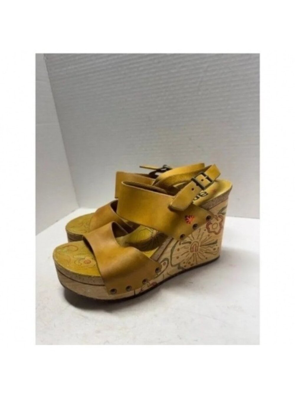 Art Leather Mustard Yellow Floral Wedge Sandals Made in Spain Size 37 6.5